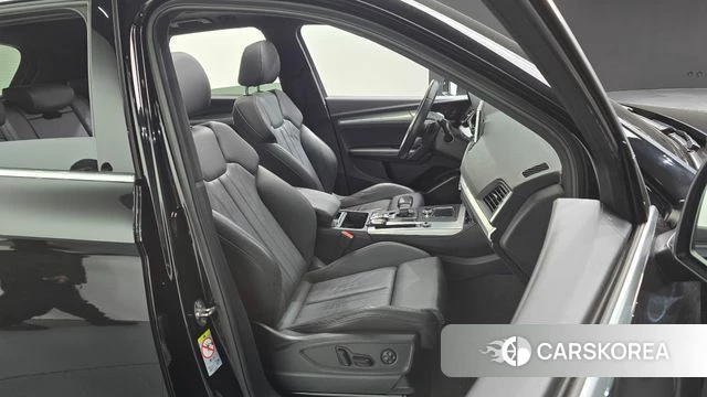 Audi Q5 (FY) 2020 Черный из Кореи, фото 2