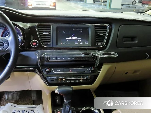 Kia The New Carnival 2018 Белый из Кореи, фото 2