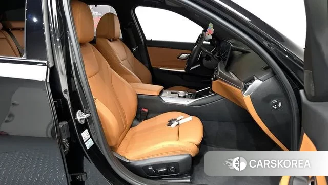 BMW 3 Series (G20) 2024 Черный из Кореи, фото 2