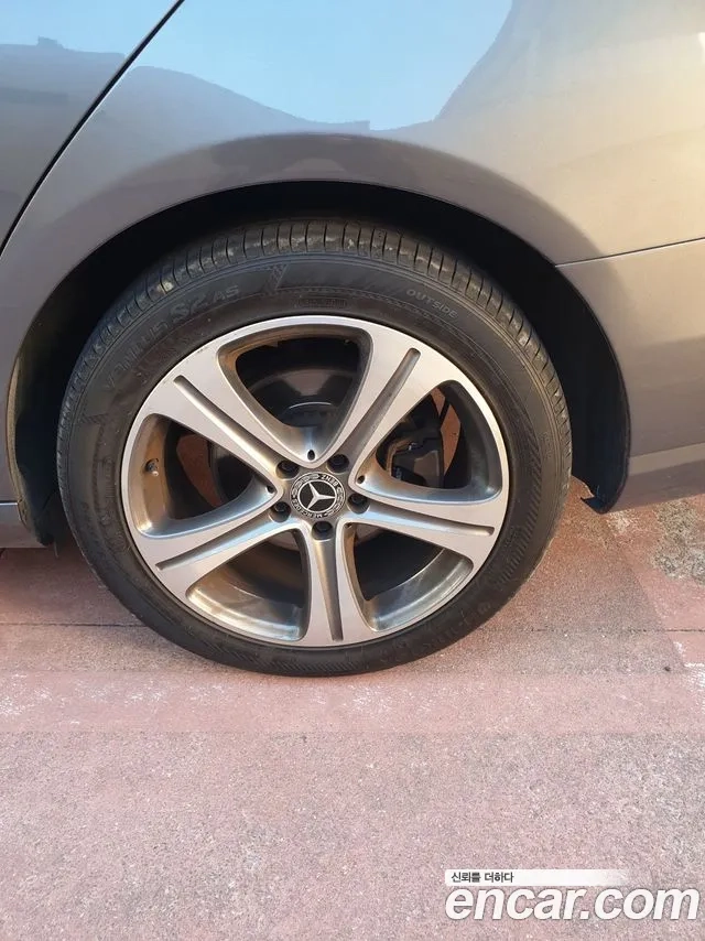 Mercedes-Benz E-Class W213 2019 Серый из Кореи, фото 2