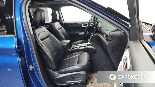 Ford Explorer 6th Generation 2022 Синий из Кореи, фото 2