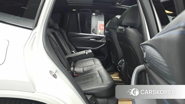 BMW iX3 2022 Белый из Кореи, фото 2