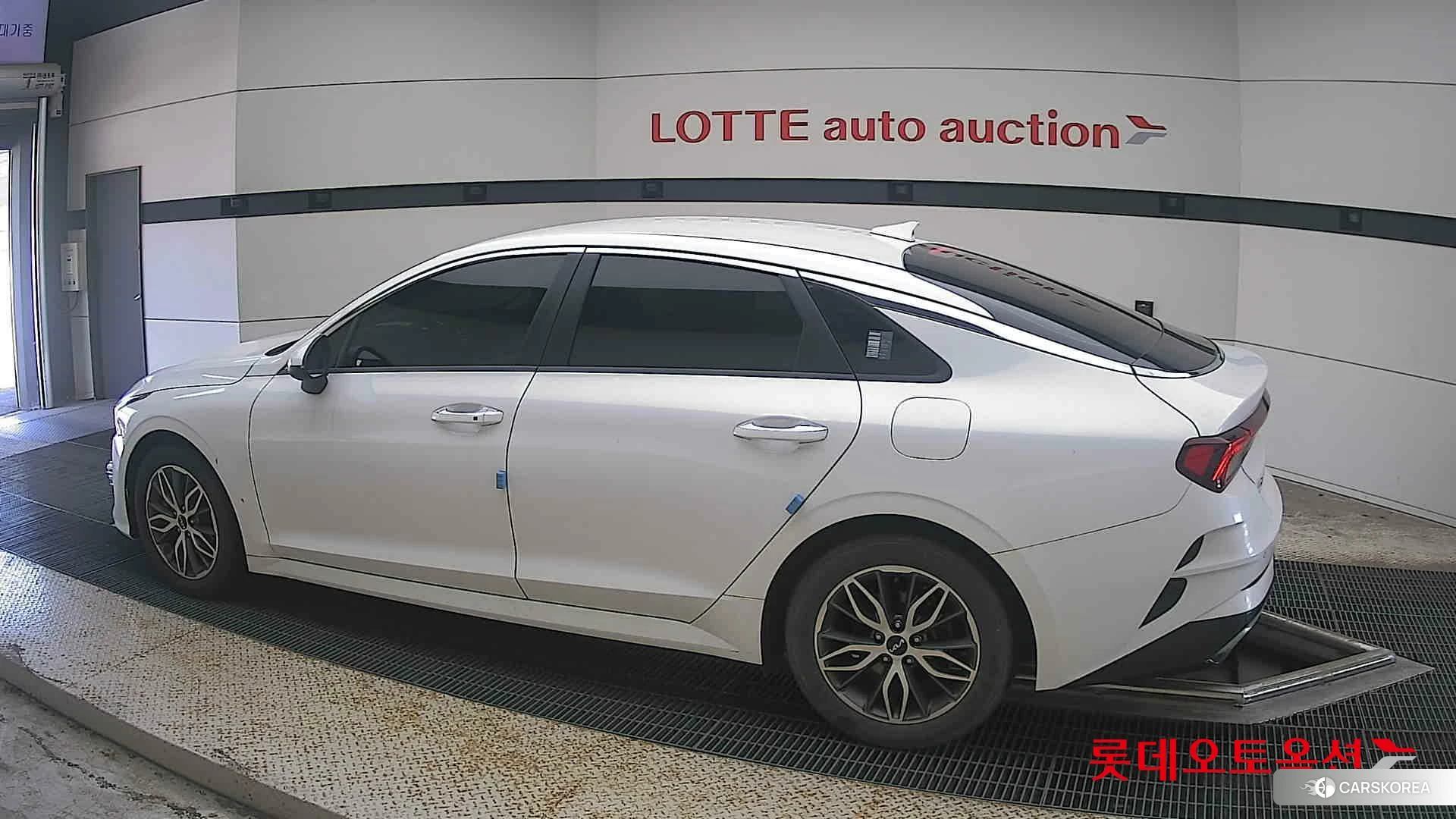 Kia K5 2022 Snow White Pearl (optional) из Кореи, фото 2