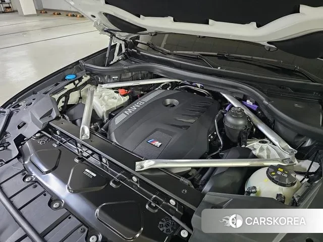 BMW X6 (G06) 2025 Белый из Кореи, фото 2