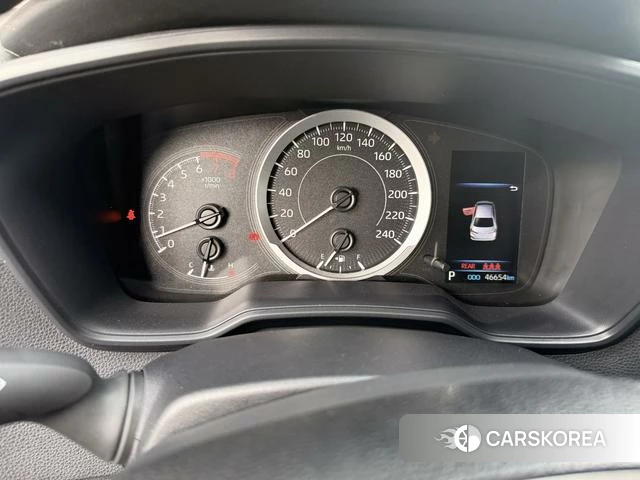 Toyota Corolla 2023 Белый из Китая, фото 2