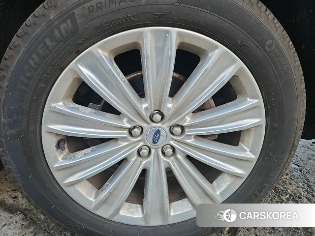 Ford Explorer 6th Generation 2020 Коричневый из Кореи, фото 2