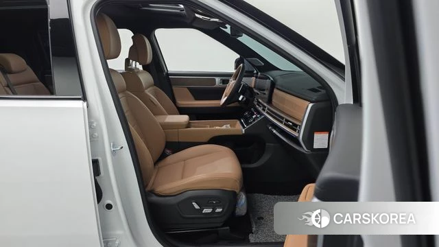 Hyundai Santa Fe (MX5) 2025 Белый из Кореи, фото 2