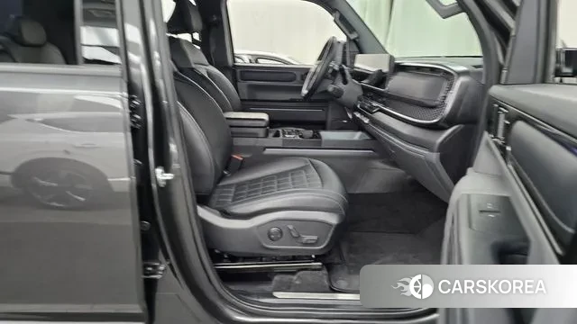 Kia Tasman 2025 Серый из Кореи, фото 2