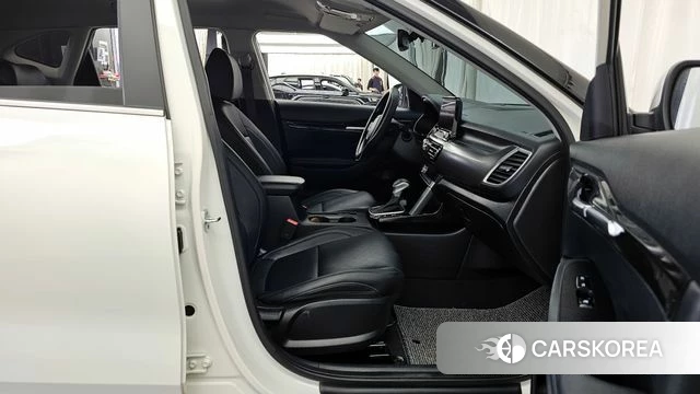 Kia Seltos 2022 Белый из Кореи, фото 2