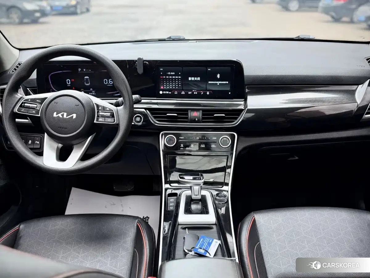Kia Seltos 2023 Белый из Китая, фото 2