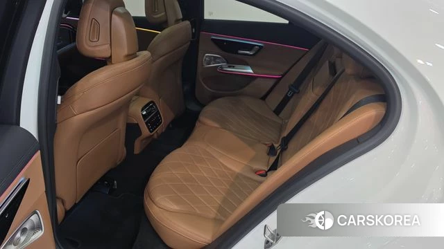 Mercedes-Benz E-Class W214 2026 Белый из Кореи, фото 2