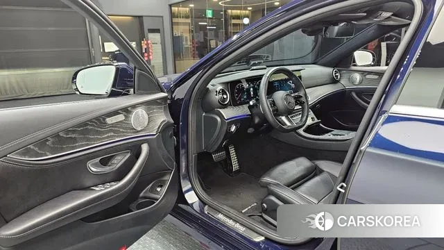 Mercedes-Benz E-Class W213 2020 Синий из Кореи, фото 2