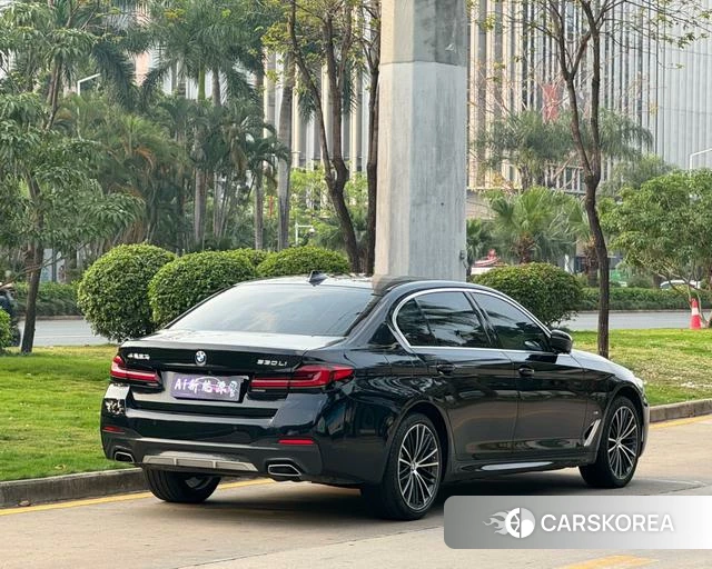 BMW 5 series 2024 Черный из Китая, фото 2
