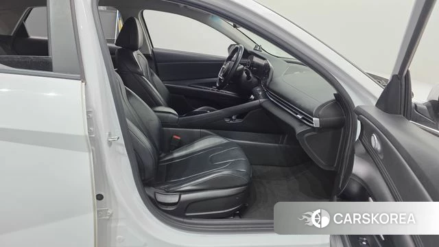 Hyundai Avante (CN7) 2021 Белый из Кореи, фото 2