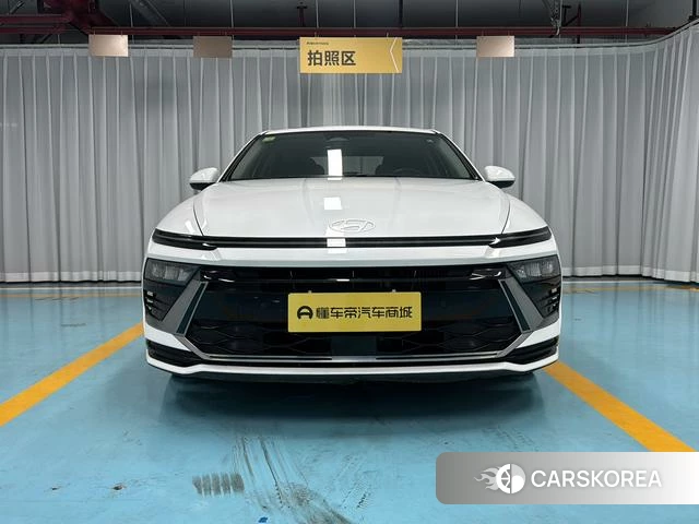 Hyundai Sonata 2024 Белый из Китая, фото 2