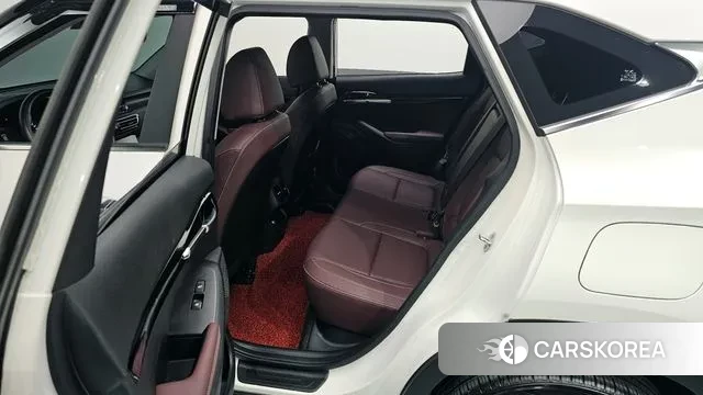 Kia Seltos 2022 Белый из Кореи, фото 2