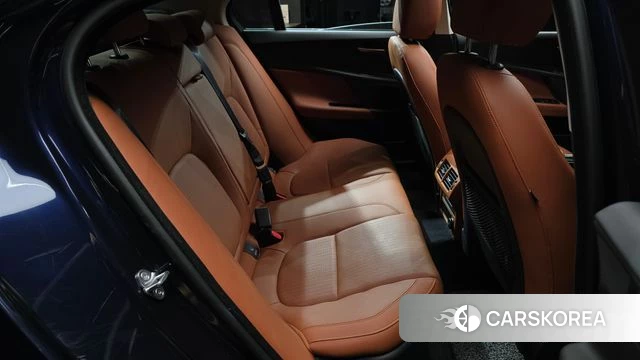 Jaguar XE 2019 Синий из Кореи, фото 2