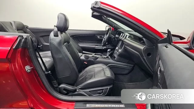 Ford Mustang 2022 Красный из Кореи, фото 2