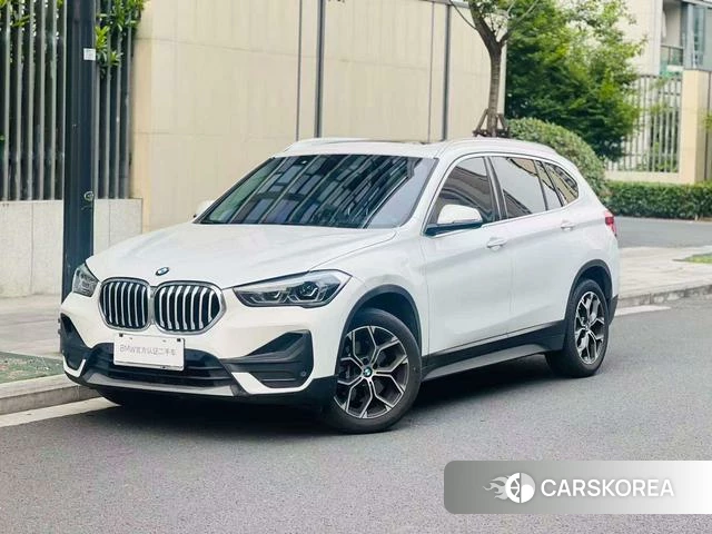 BMW X1 2023 Белый из Китая, фото 2