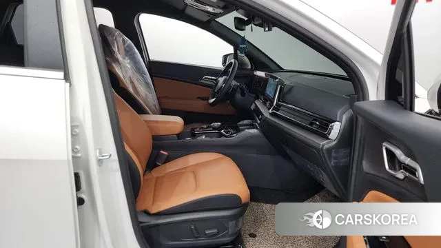 Kia Sportage 5th Generation 2023 Белый из Кореи, фото 2