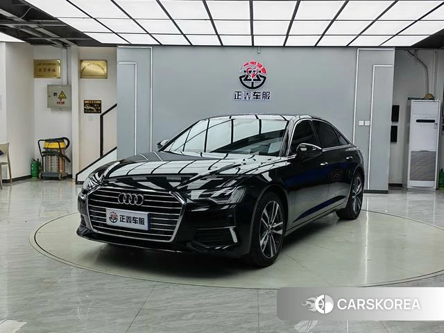 Audi A6L 2022 Черный из Китая, фото 2