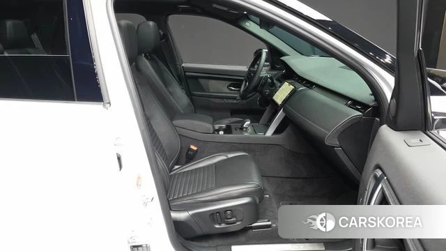 Land Rover Discovery Sports 2nd Generation 2025 Белый из Кореи, фото 2