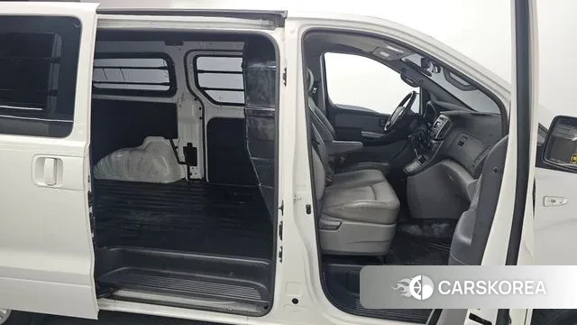 Hyundai The New Grand Starex 2020 Белый из Кореи, фото 2