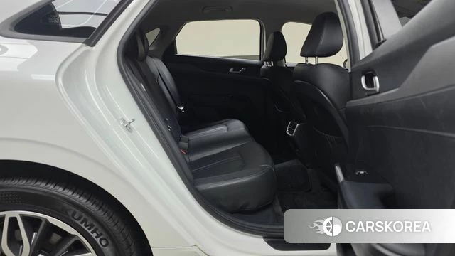 Kia K5 3rd generation 2022 Белый из Кореи, фото 2
