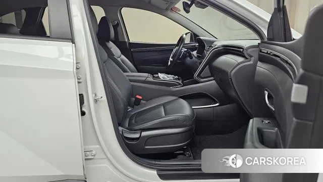 Hyundai Tucson (NX4) 2022 Белый из Кореи, фото 2