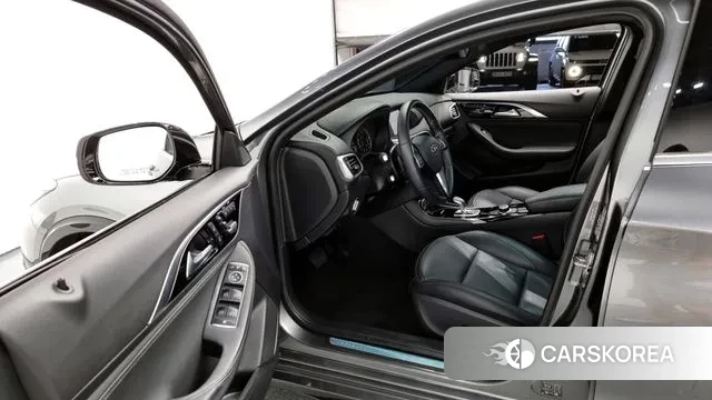 Infiniti Q30 2019 Серый из Кореи, фото 2
