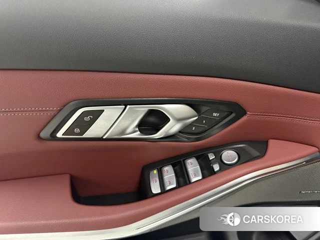 BMW 3 series 2024 Черный из Китая, фото 2
