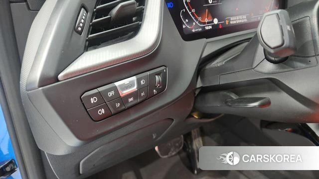 BMW 1 Series (F40) 2021 Синий из Кореи, фото 2