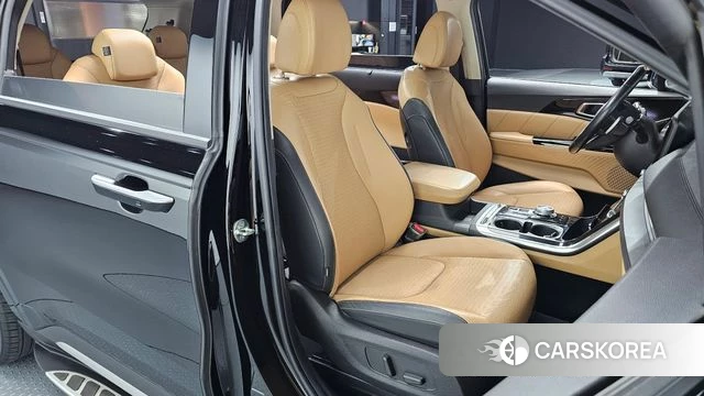 Kia Carnival 4th generation 2022 Черный из Кореи, фото 2
