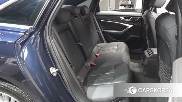 Audi A6 (C8) 2021 Синий из Кореи, фото 2