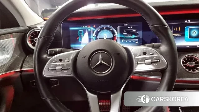 Mercedes-Benz CLS-Class C257 2019 Белый из Кореи, фото 2