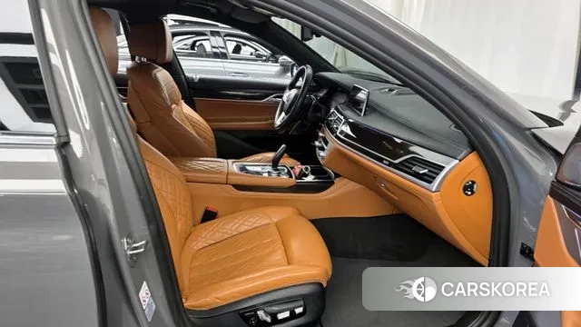 BMW 7 Series (G11) 2022 Серый из Кореи, фото 2