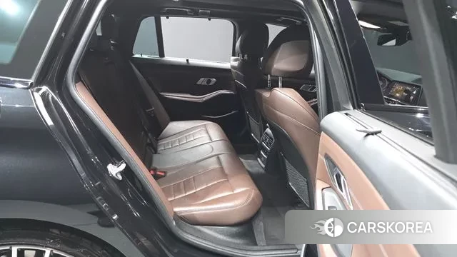 BMW 3 Series (G20) 2022 Черный из Кореи, фото 2