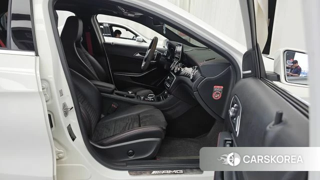 Mercedes-Benz GLA-Class X156 2018 Белый из Кореи, фото 2
