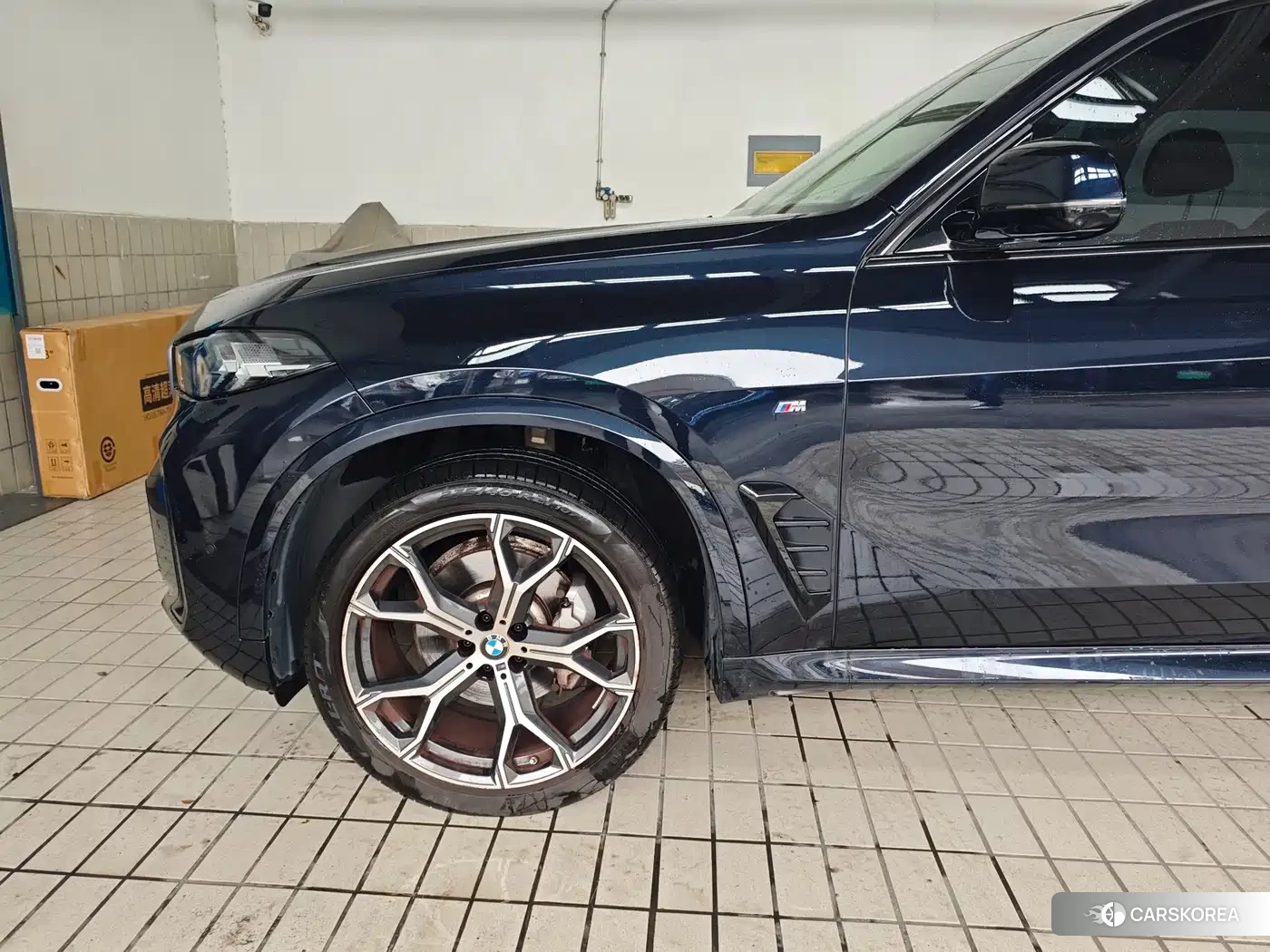 BMW X5 2024 Silver/gray из Китая, фото 2