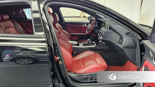 Kia Stinger 2019 Черный из Кореи, фото 2