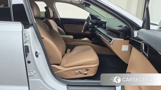 Hyundai Grandeur Hybrid (GN7) 2023 Белый из Кореи, фото 2