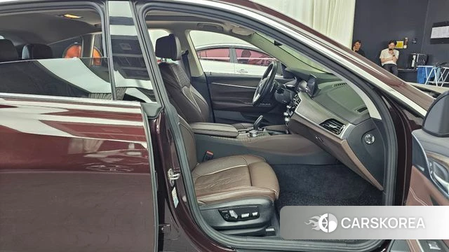 BMW 6 Series GT (G32) 2019 Коричневый из Кореи, фото 2