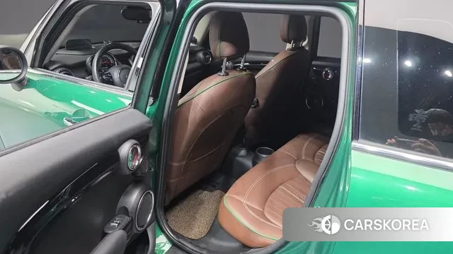 Mini Cooper 2019 Зеленый из Кореи, фото 2