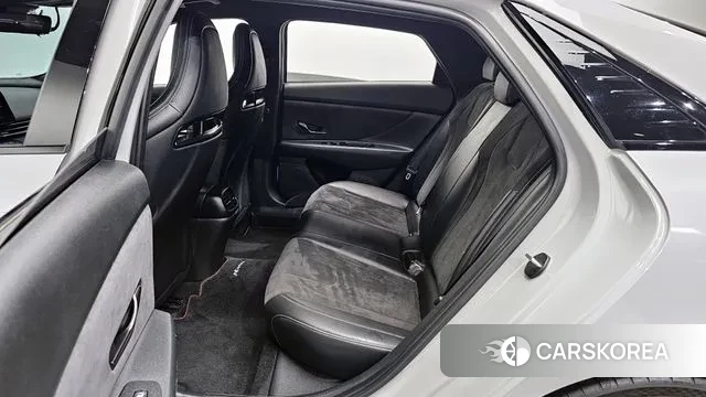 Hyundai Avante (CN7) 2022 Серебристо-серый из Кореи, фото 2