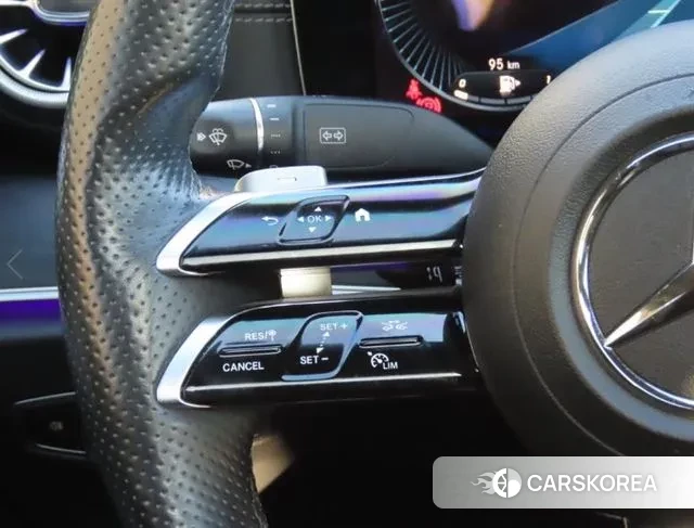 Mercedes-Benz E-Class W213 2020 Черный из Кореи, фото 2