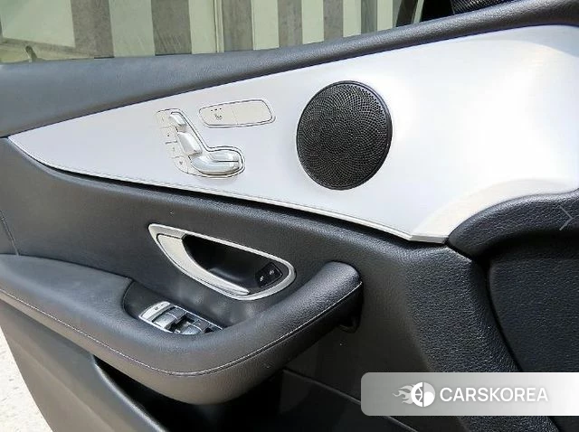 Mercedes-Benz E-Class W213 2021 Черный из Кореи, фото 2