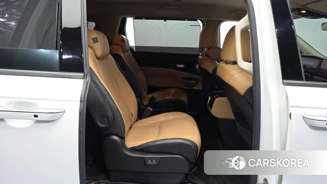 Kia Carnival 4th generation 2021 Белый из Кореи, фото 2