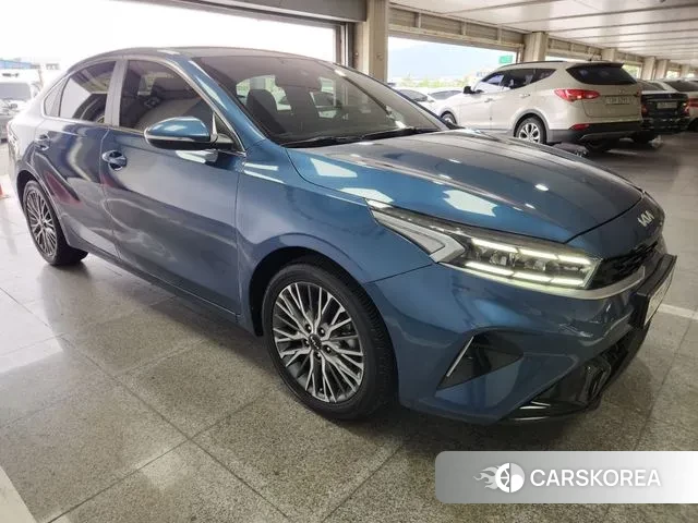 Kia The New K3 2nd generation 2023 Синий из Кореи, фото 2