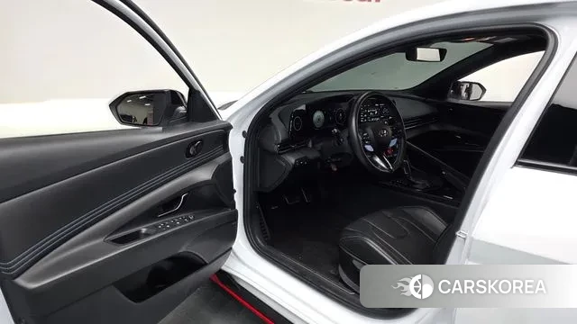 Hyundai Avante (CN7) 2023 Белый из Кореи, фото 2