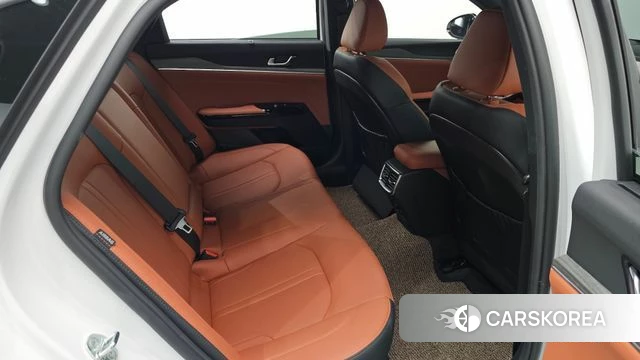 Kia The New K5 Hybrid 3rd generation 2024 Белый из Кореи, фото 2